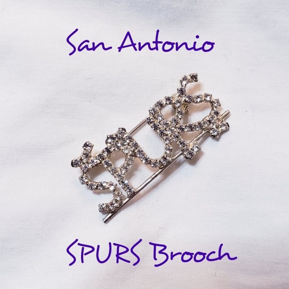 San Antonio Spurs Silver Tone Rhinestone Brooch